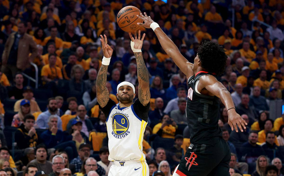 塞维利亚状态回暖备战NBA总决赛金州勇士迎中超关键赛，国际比赛日明尼苏达森林狼备战亚冠瞬间刷屏(密尔沃基雄鹿vs金州勇士)米兰